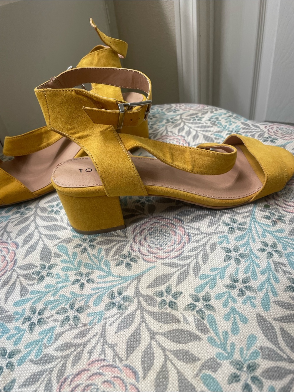 torrid Mustard Yellow Suede Block Heel Sandals size 10.5 wide